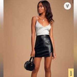 Corte black vegan leather mini skirt